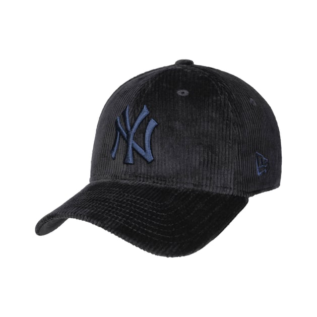 Distressed yankees hat online