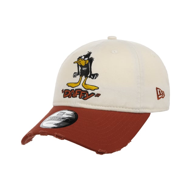 9Twenty Washed Daffy Duck Cap by New Era - £29.95