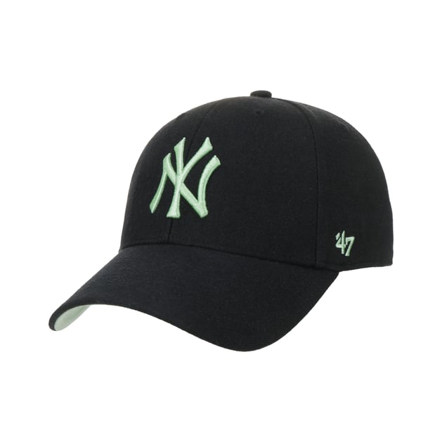 Orders 47 baseball caps